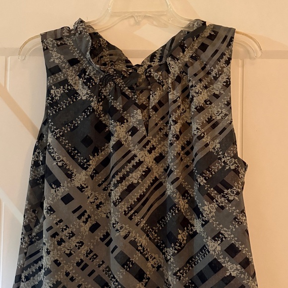 CAbi Graph Blouse - Picture 3 of 12